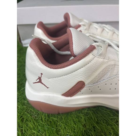 Jordan 11 CMFT Low Sail‎ Sky J Orange DV2629-108 Women's 9.5 Retail $149 🔥 - Picture 3 of 6